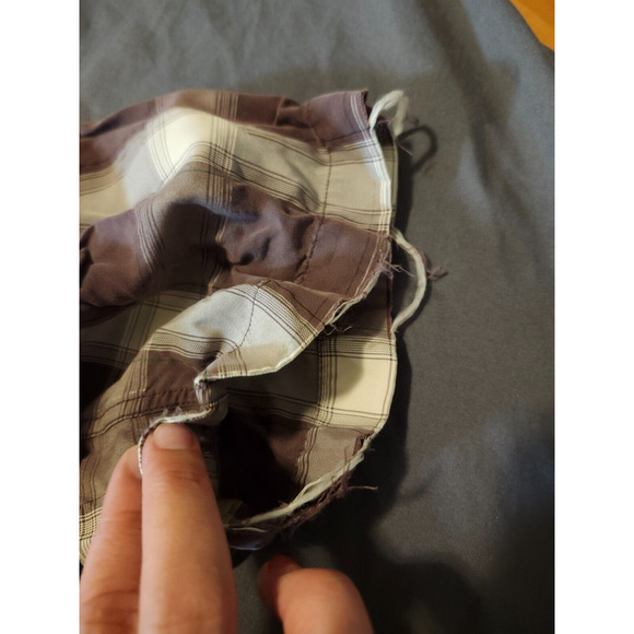 HOBIE Shirt Men's Brown Large Plaid Short Sleeve Button Front Embroidered READ‎ - Picture 3 of 9